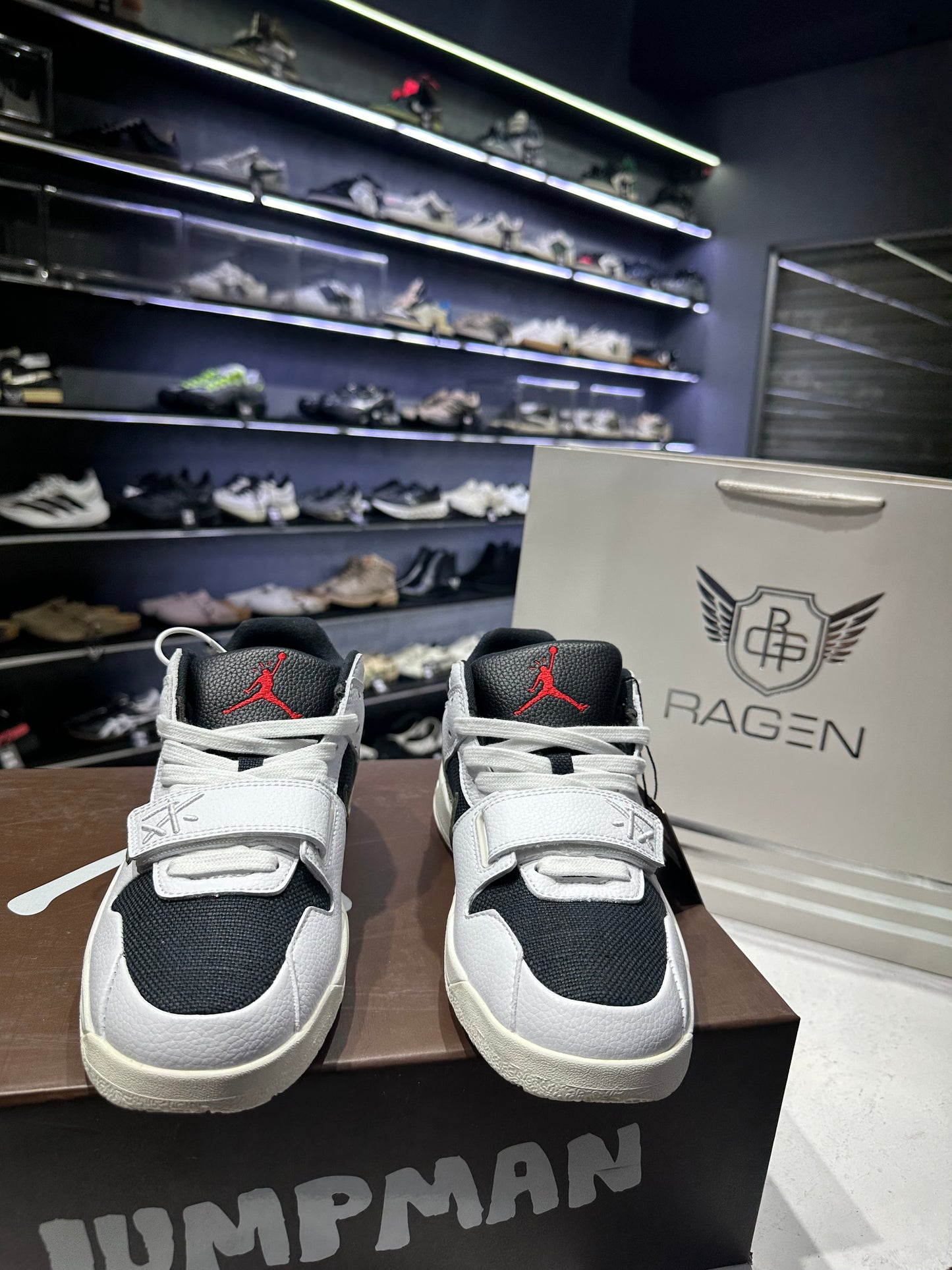 Jumpman Jack Sail Travis Scott Olive