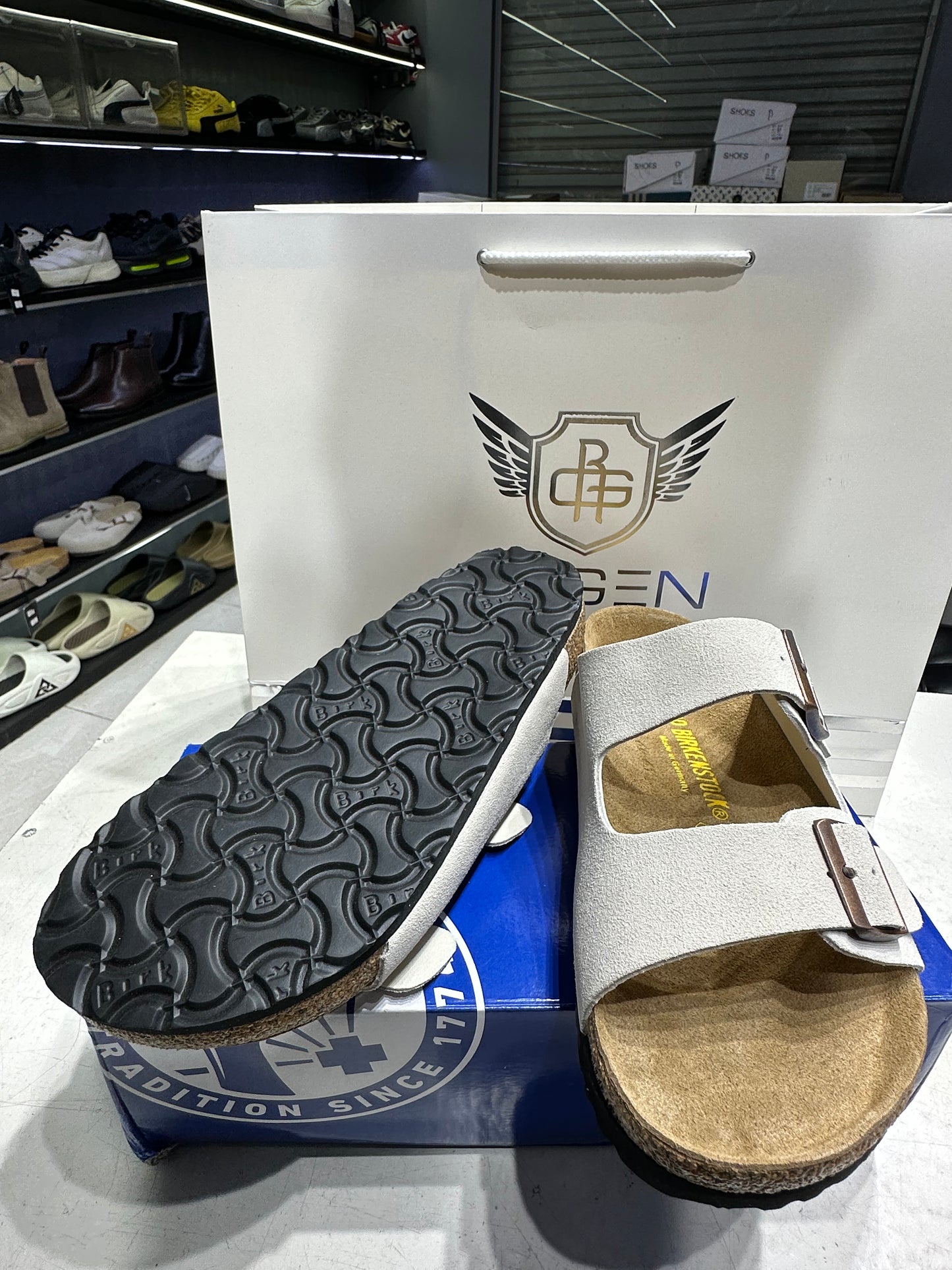 Birkenstock Birko Flor white (UA Batch)
