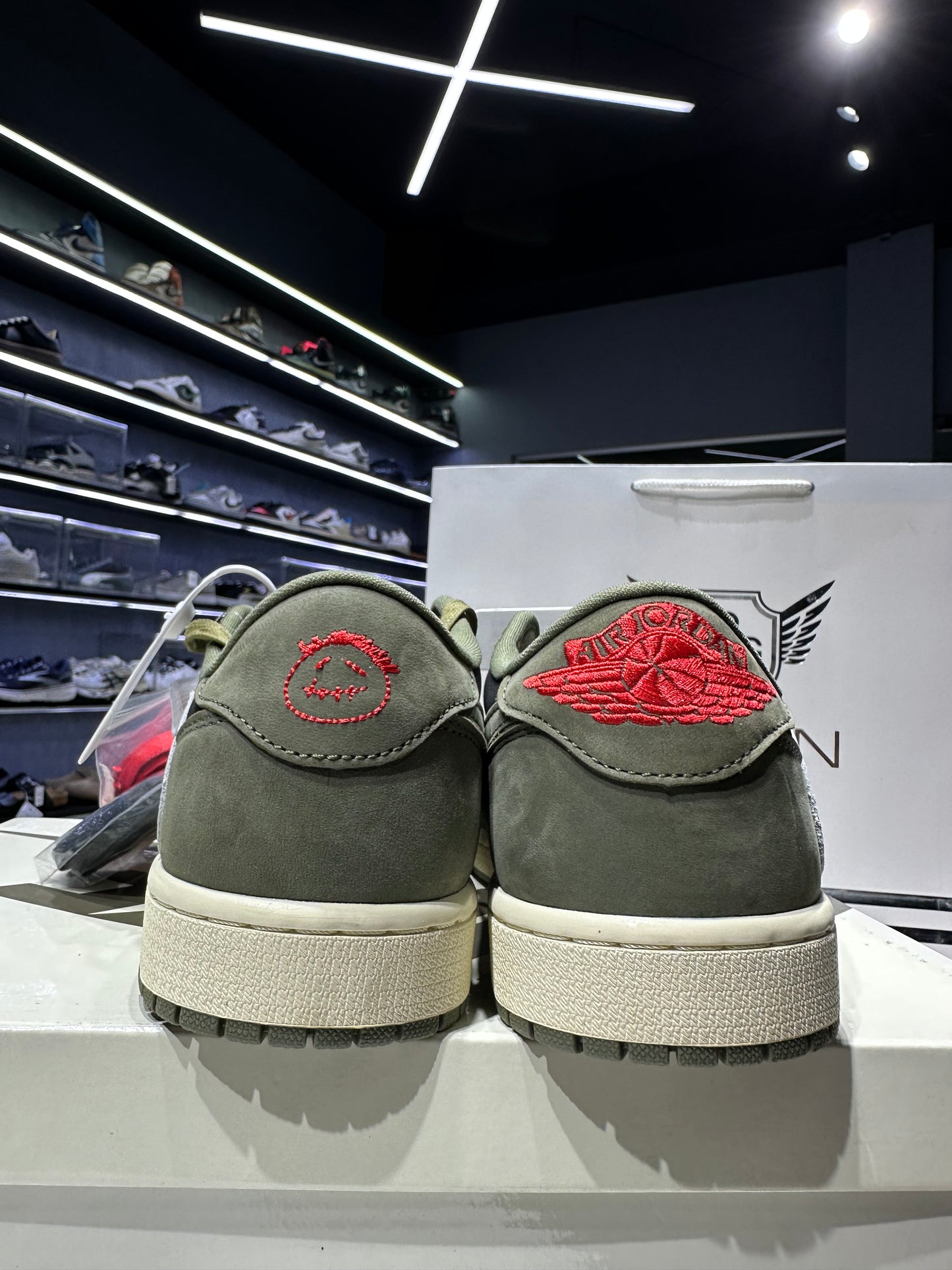 AJ 1 Low Travis Scott Black Olive
