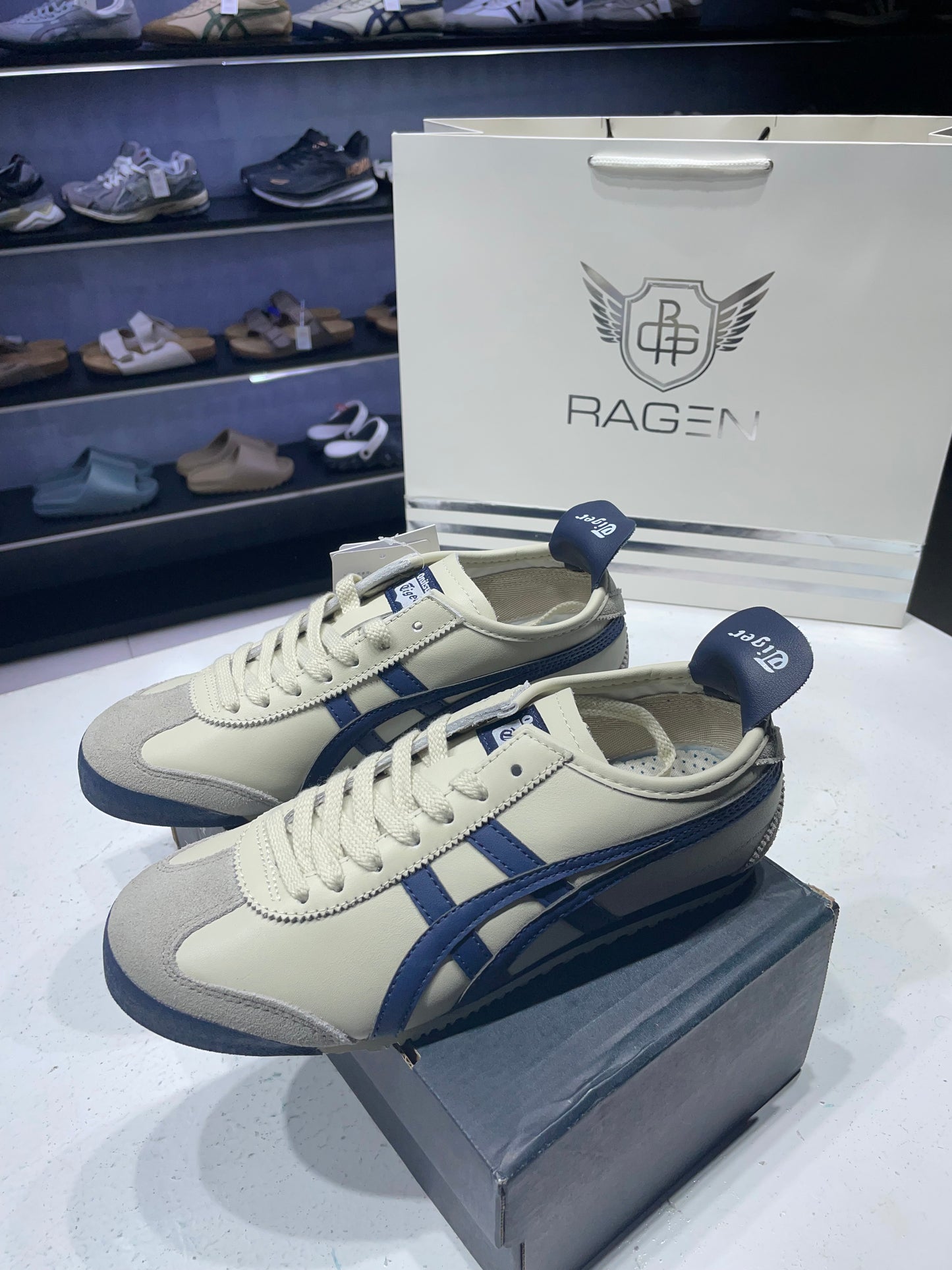Onitsuka Tiger Mexico Birch/Peacoat