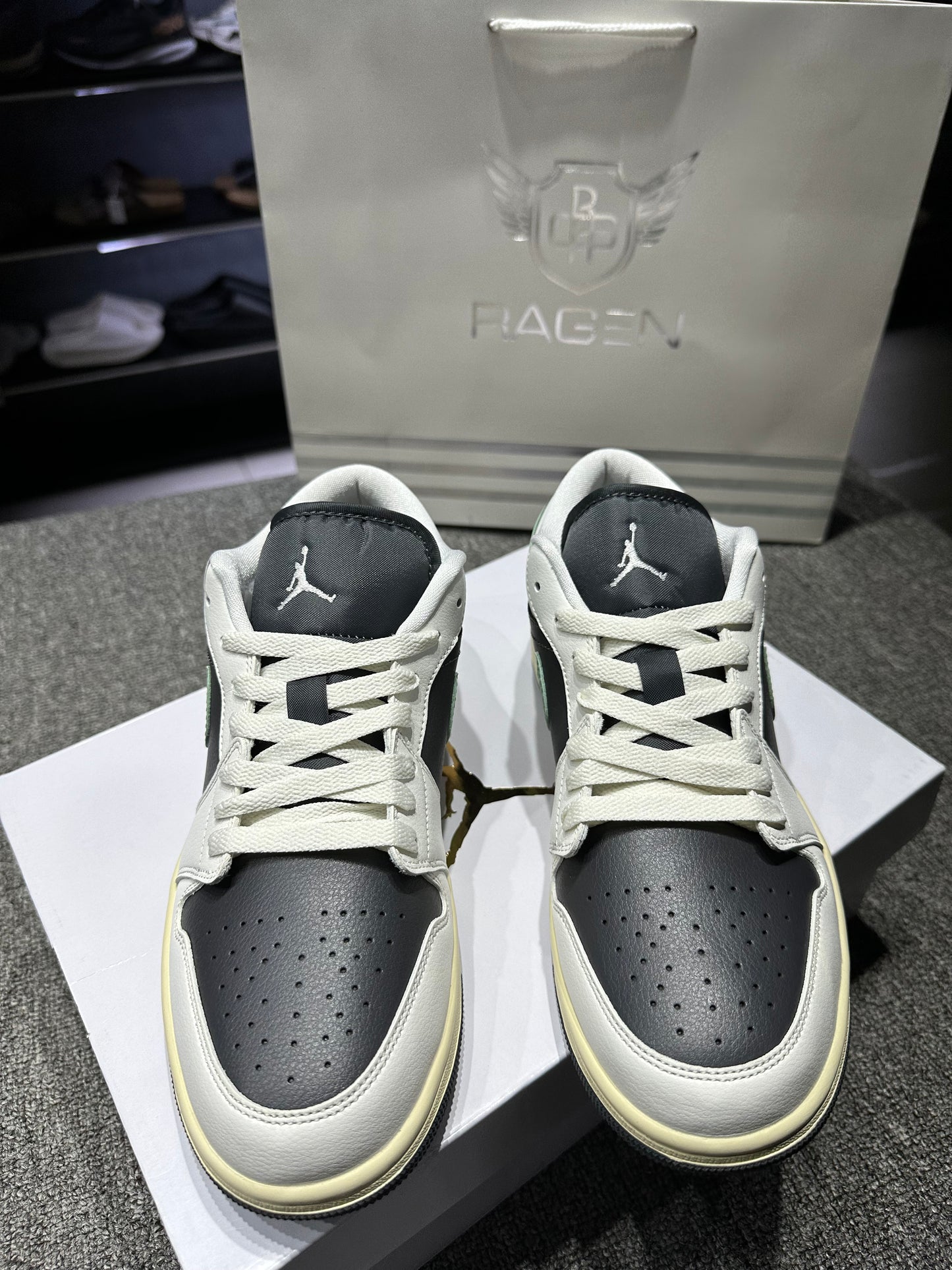Aj 1 Low Jade Smoke