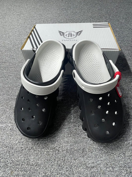 Clogs black