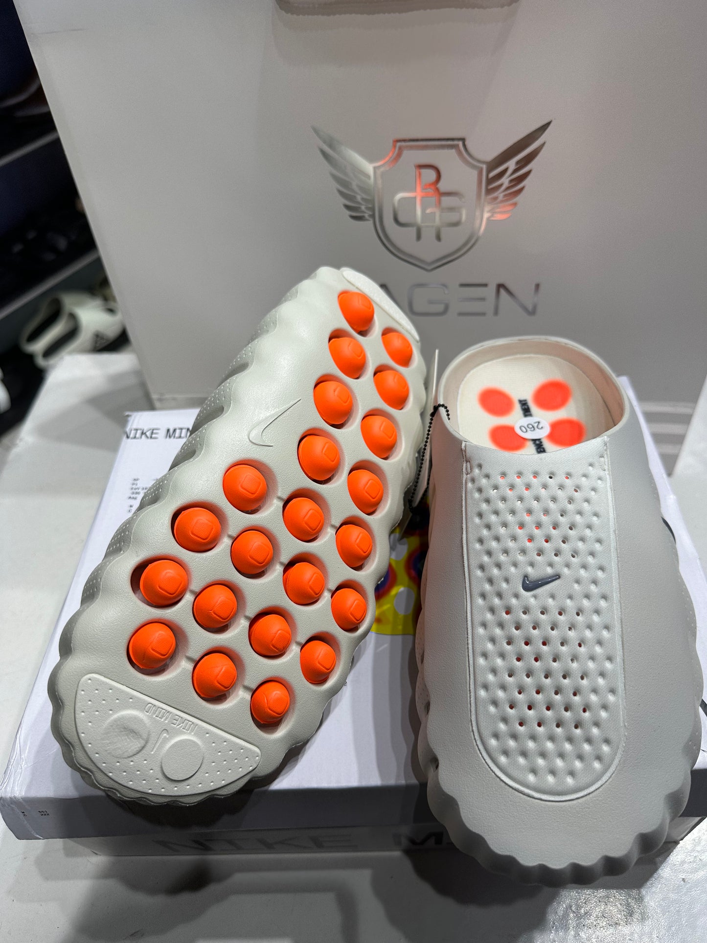 Nike Mind 001 Light Bone