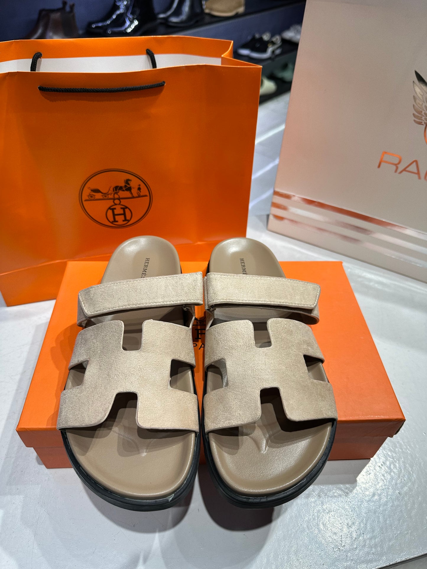 Hermes Chypre Sandal - Beige