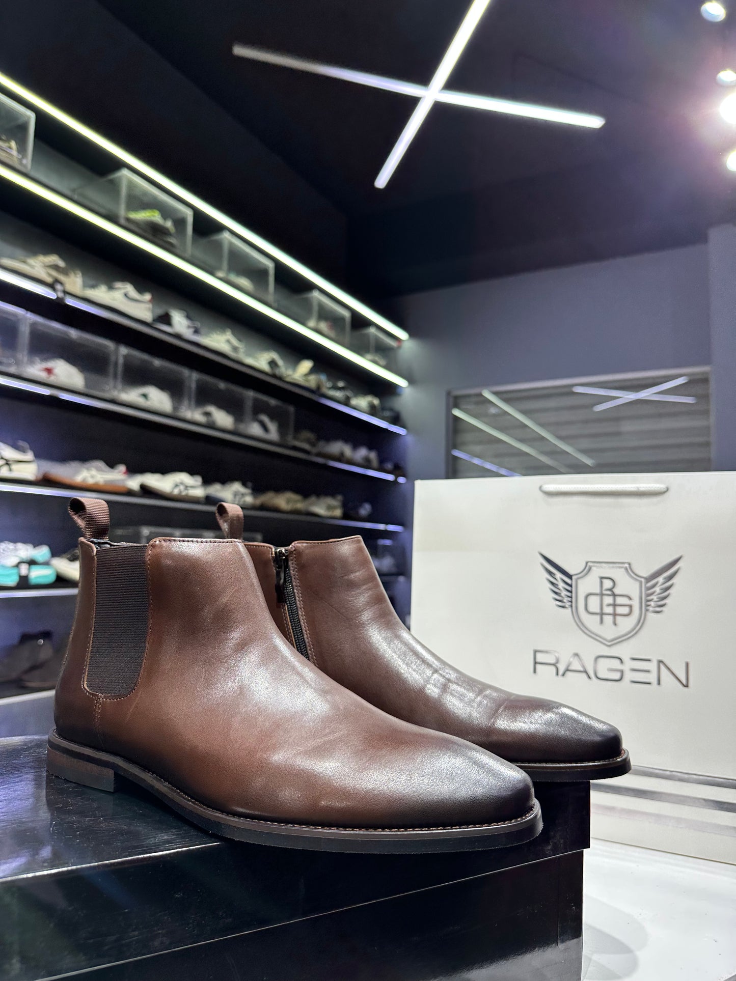 Ragen Chelsea Dark Wood