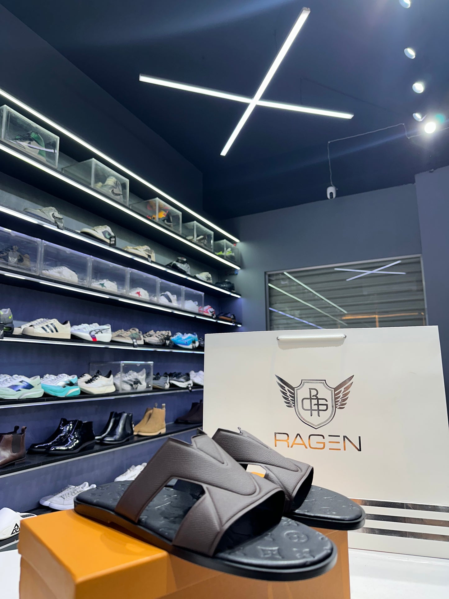 LV Oasis Mule -Coffee