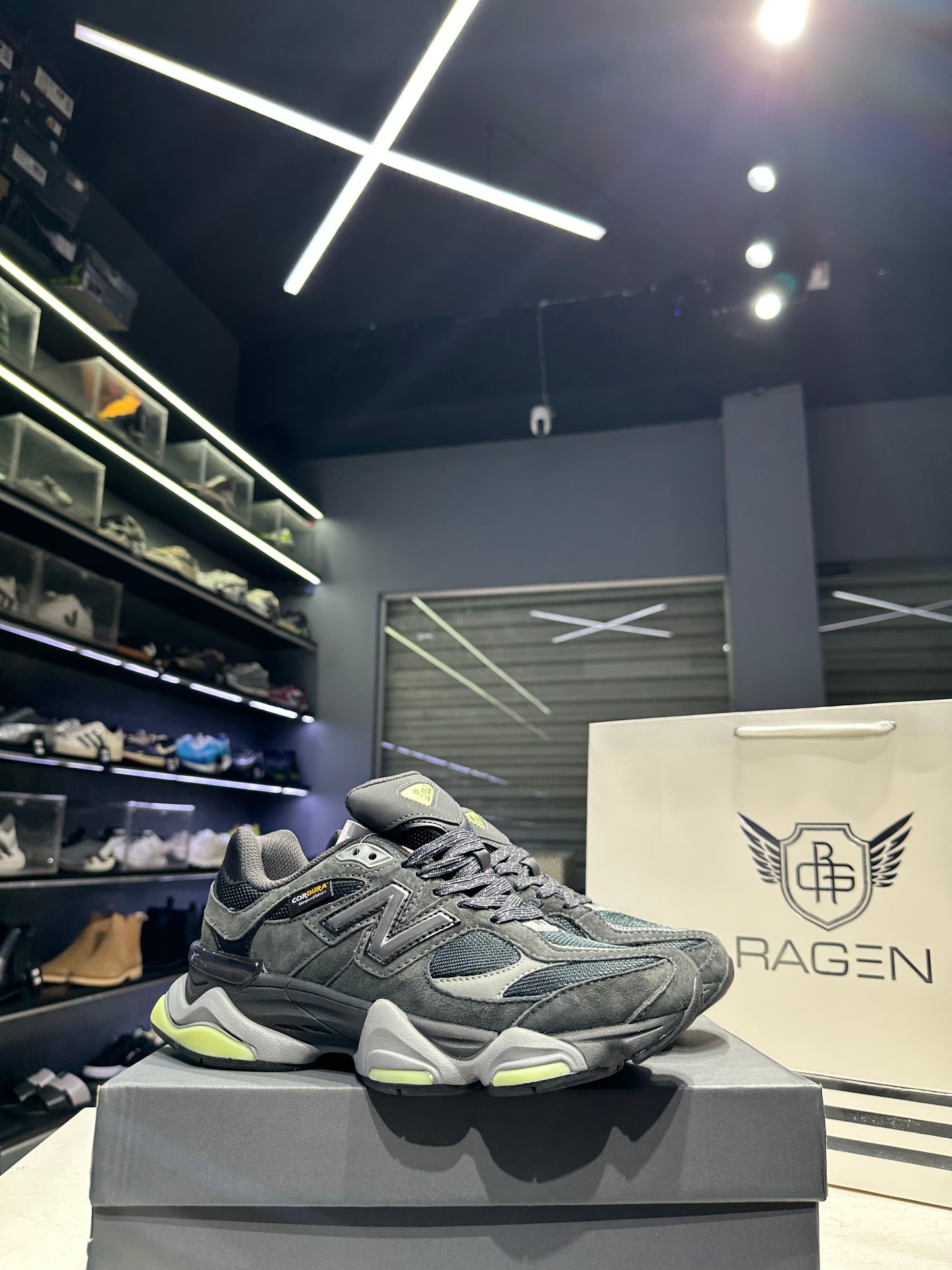 New Balance 9060 Black Cement Dry Lime