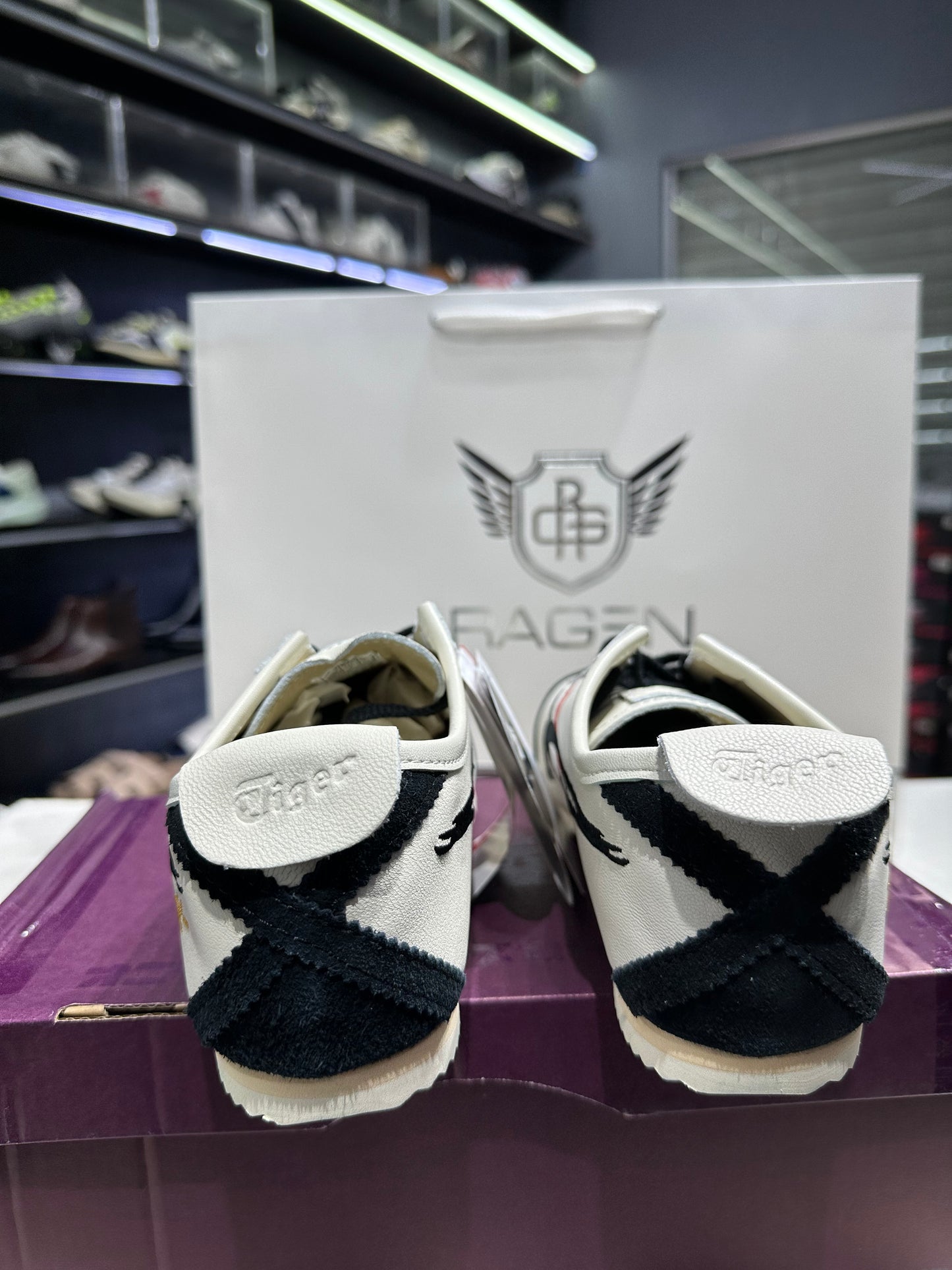 Onitsuka Tiger Mexico 66 Kabuki Villain