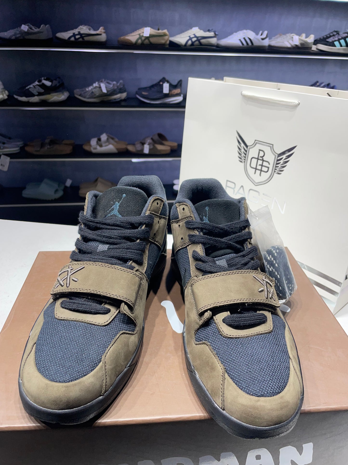 Jumpman Jack Travis Scott Dark Mocha