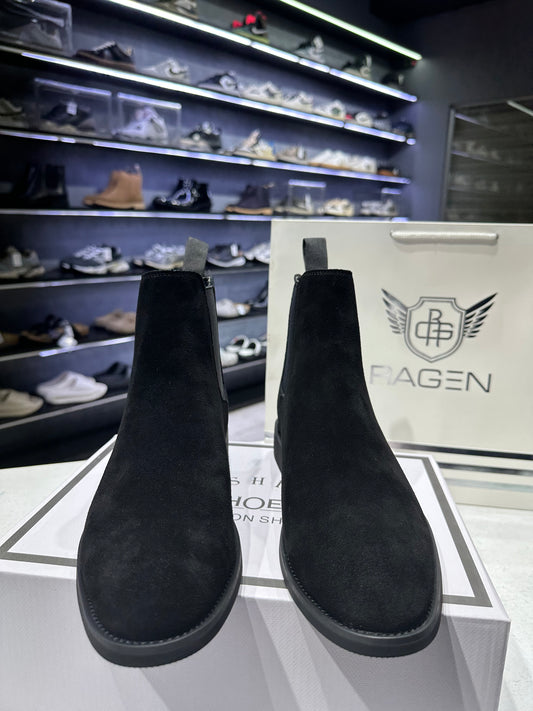Chelsea Boot Suede Obsidian