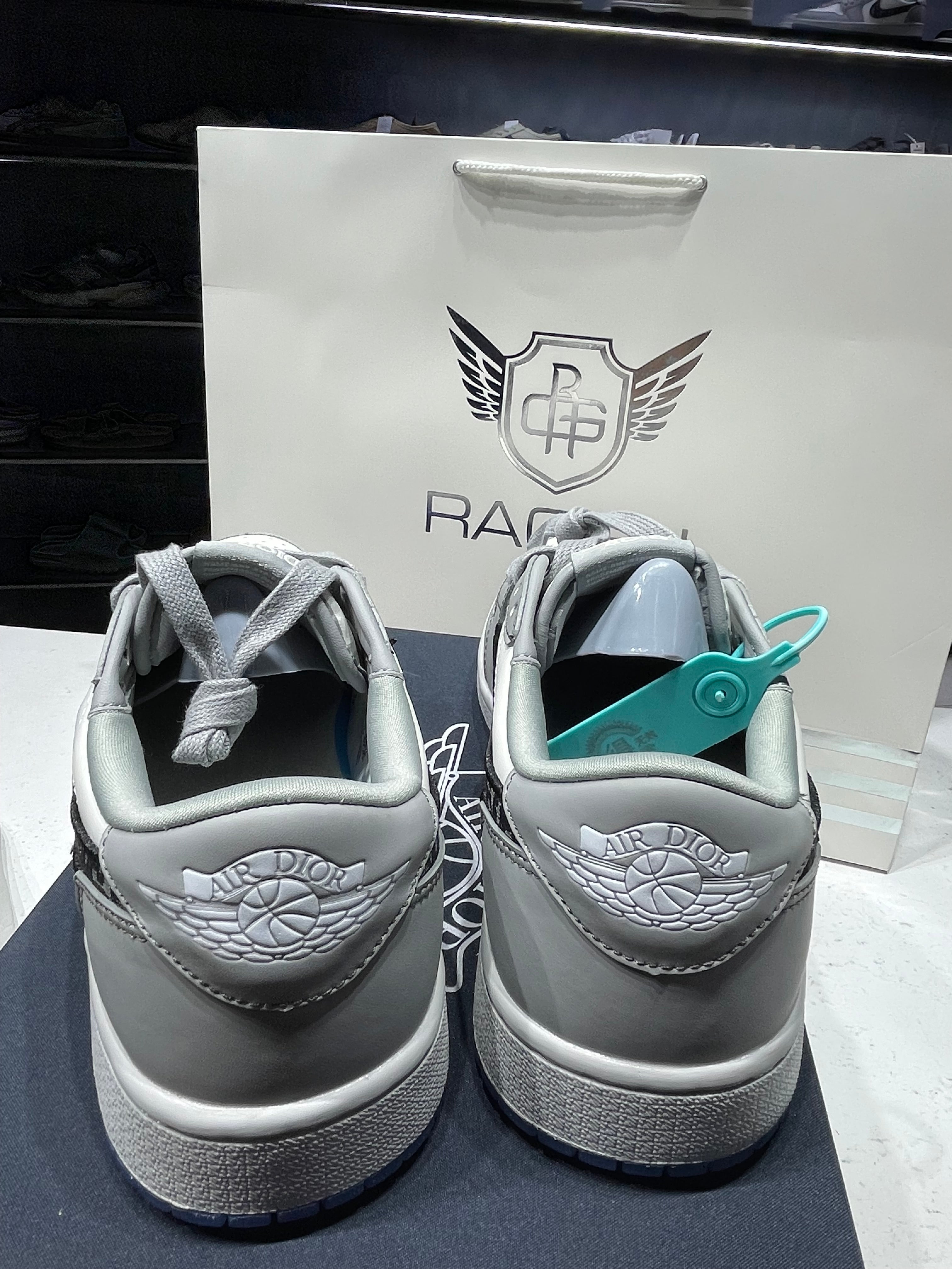 jordan 1 dior low top