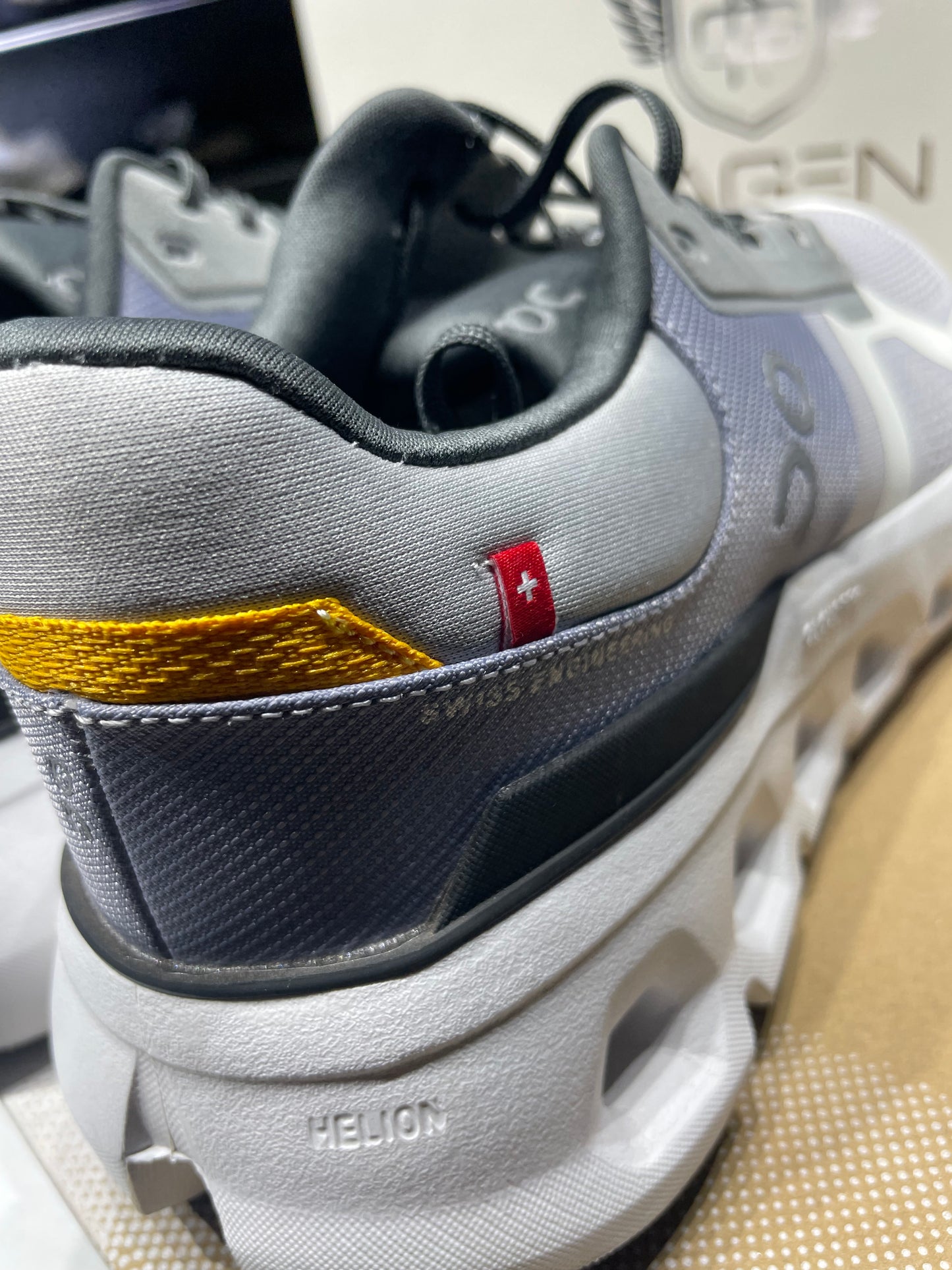 On Cloudrunner 2 Grey