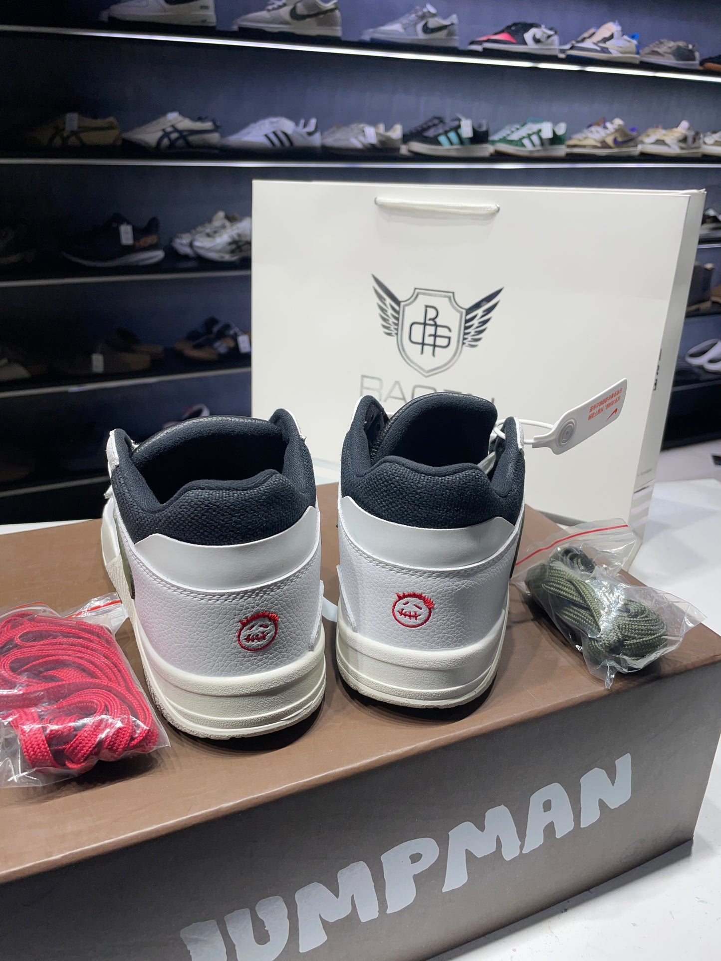 Jumpman Jack Sail Travis Scott Olive