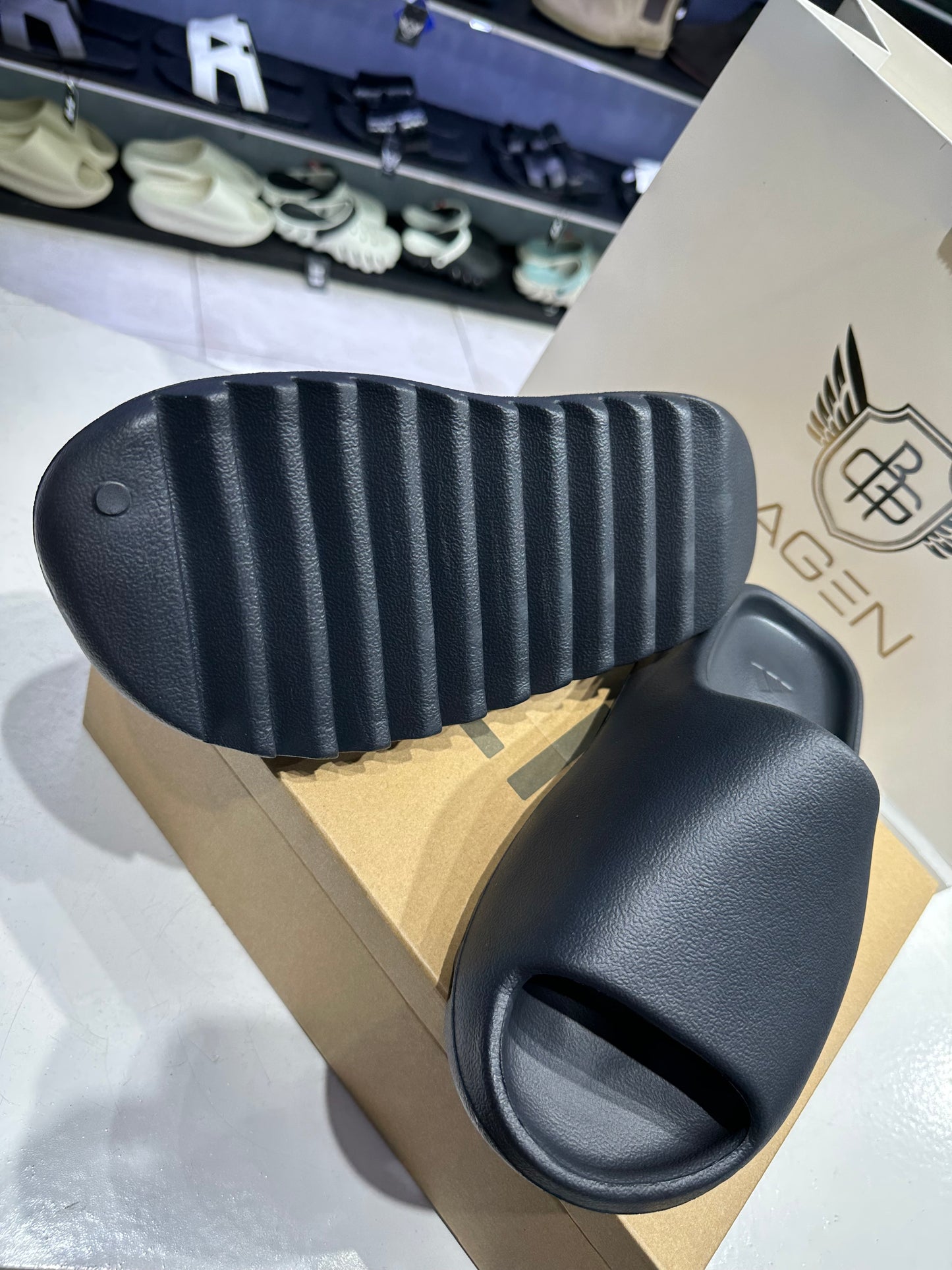 Yzy Slides Onyx