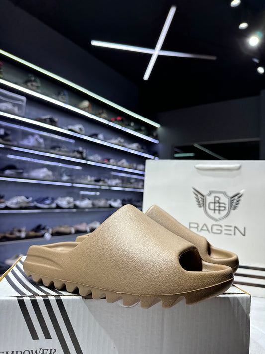 yzy slide Earth Brown