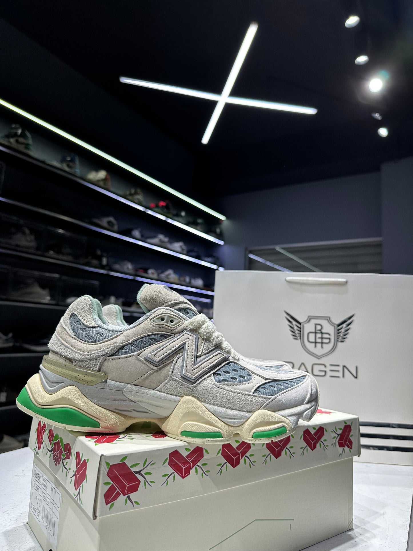 New Balance 9060 Bricks & wood