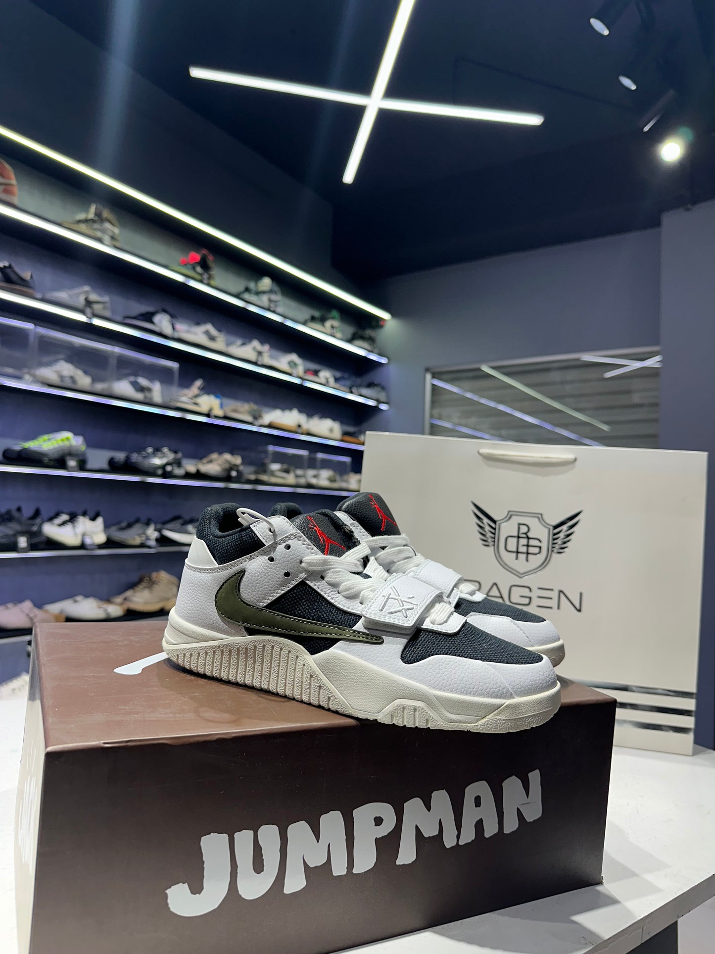 Jumpman Jack Sail Travis Scott Olive