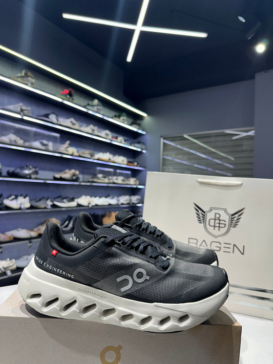 ON CLOUD SURFER NEXT - BLACK WHITE