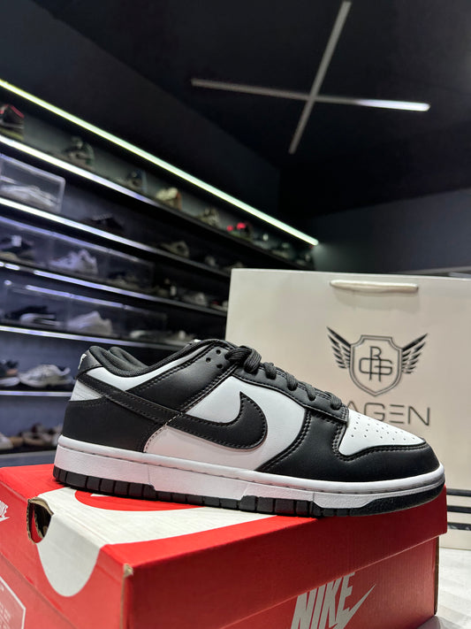 Dunk low panda