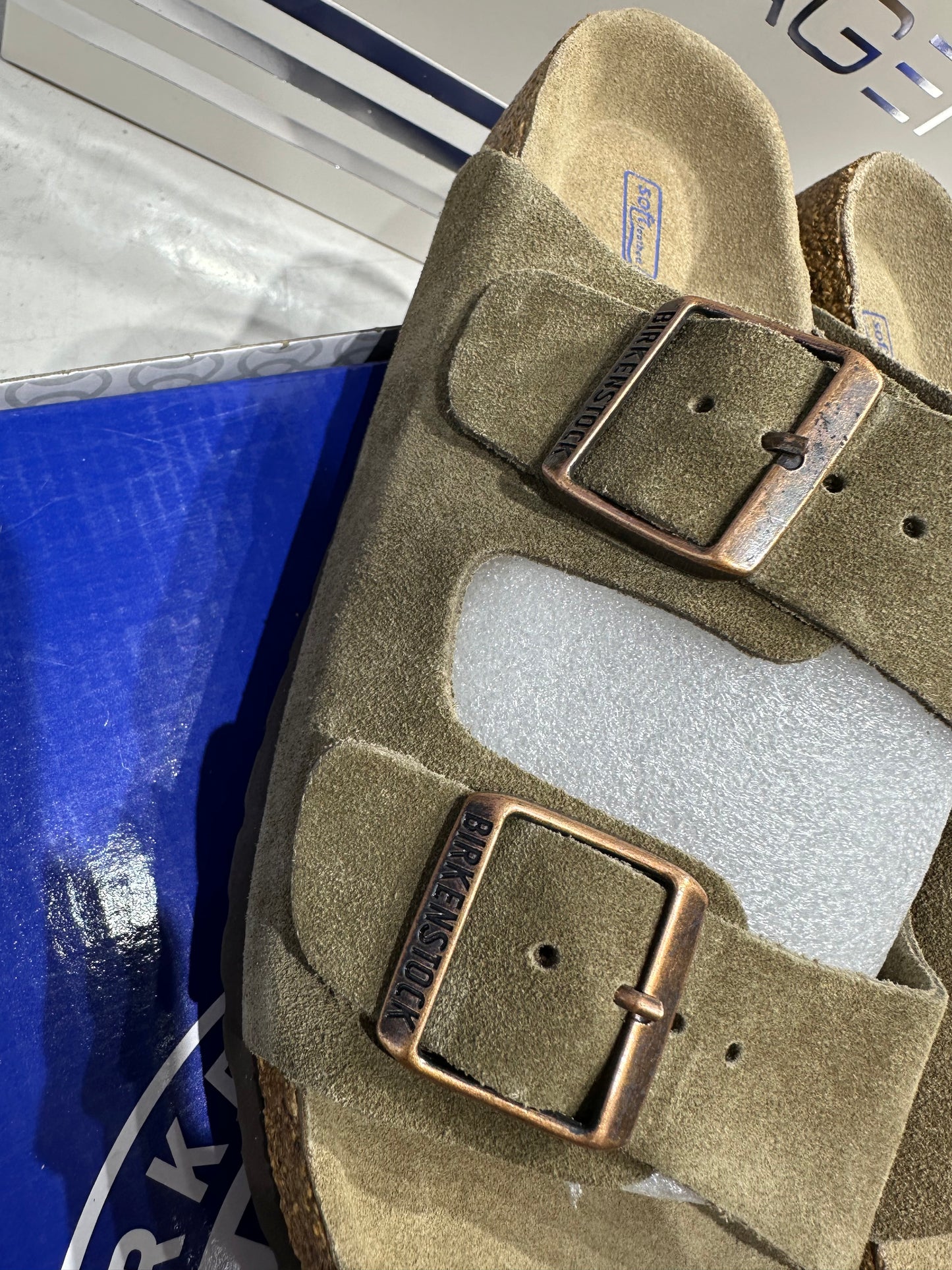 Arizona Suede Taupe Brown (UA Batch)