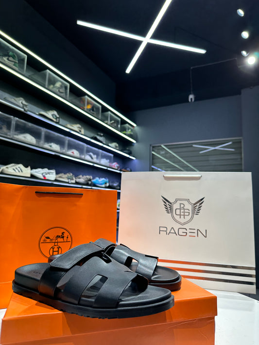 Hermes Chypre Sandal - Noir