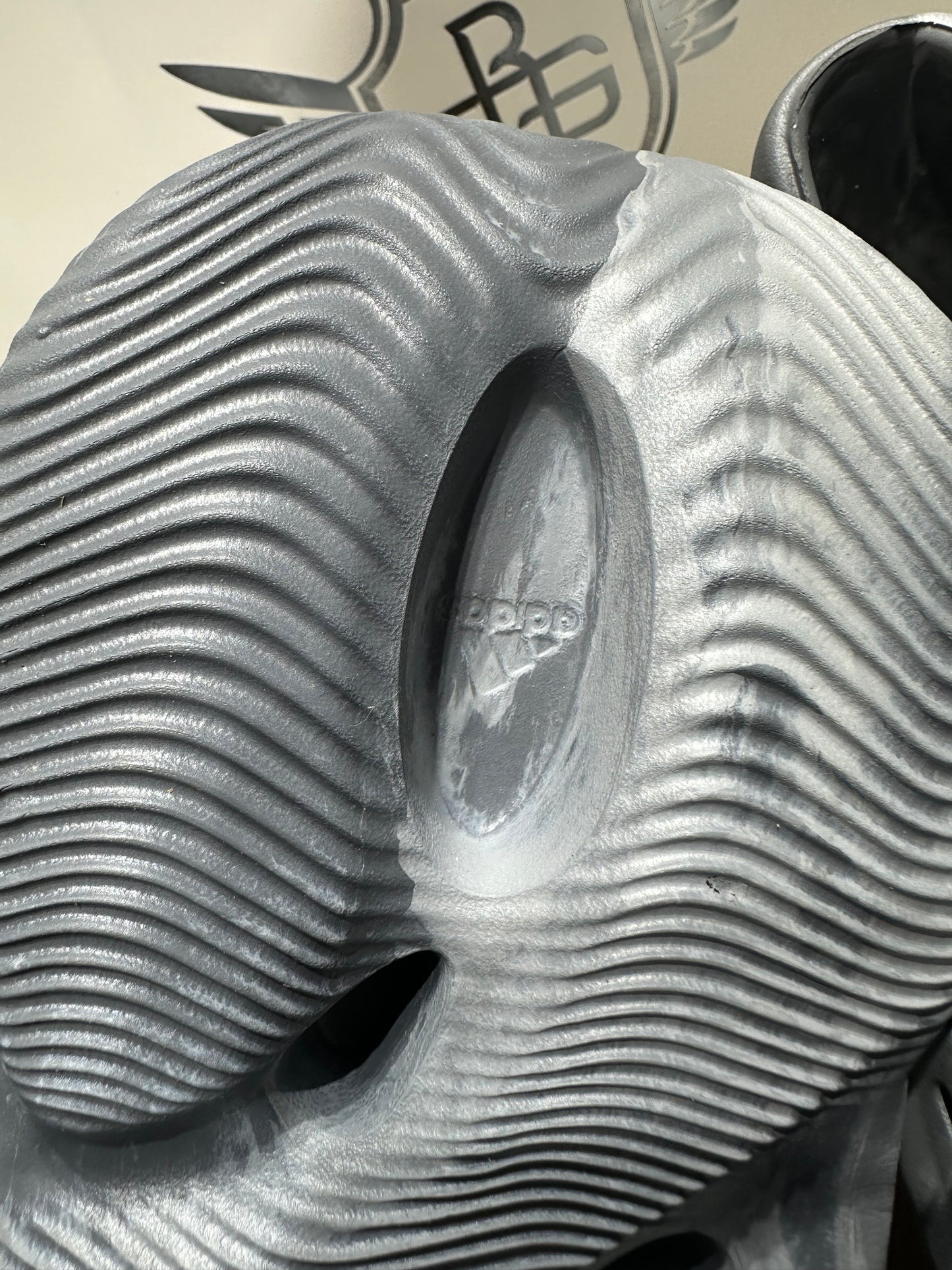 Yeezy Foam RNNR MX Granite