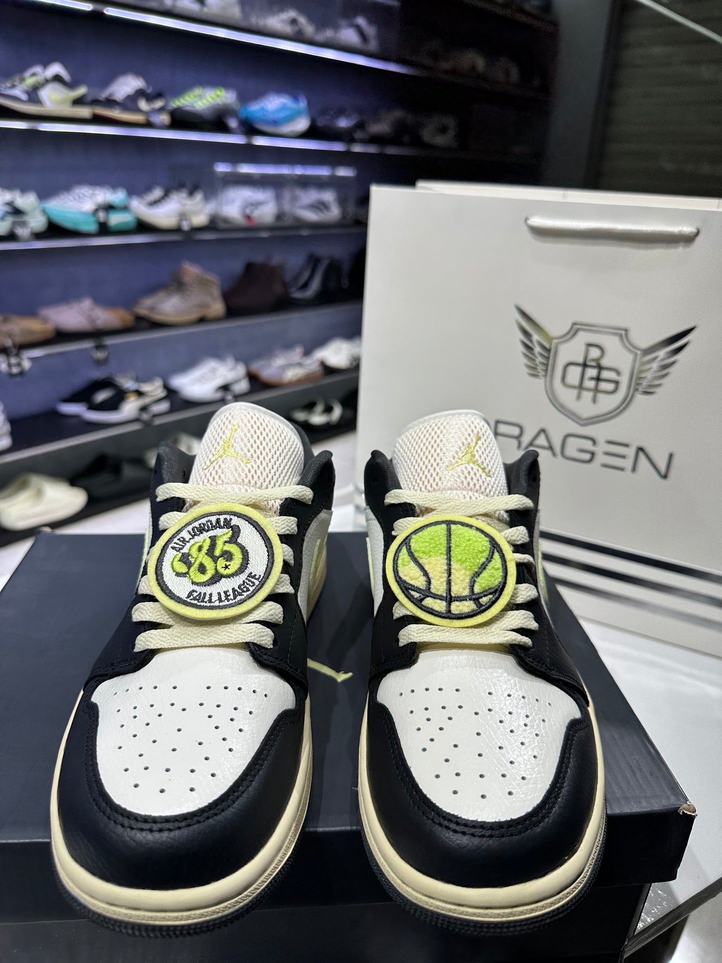 Air Jordan 1 Low Fall league