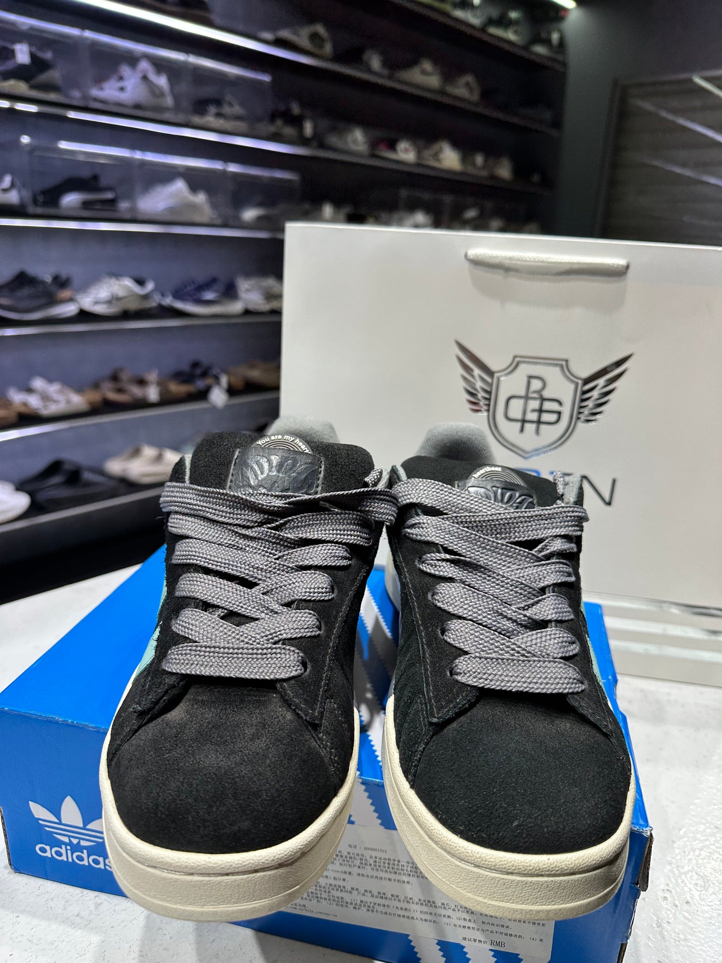 Adidas Campus 00S