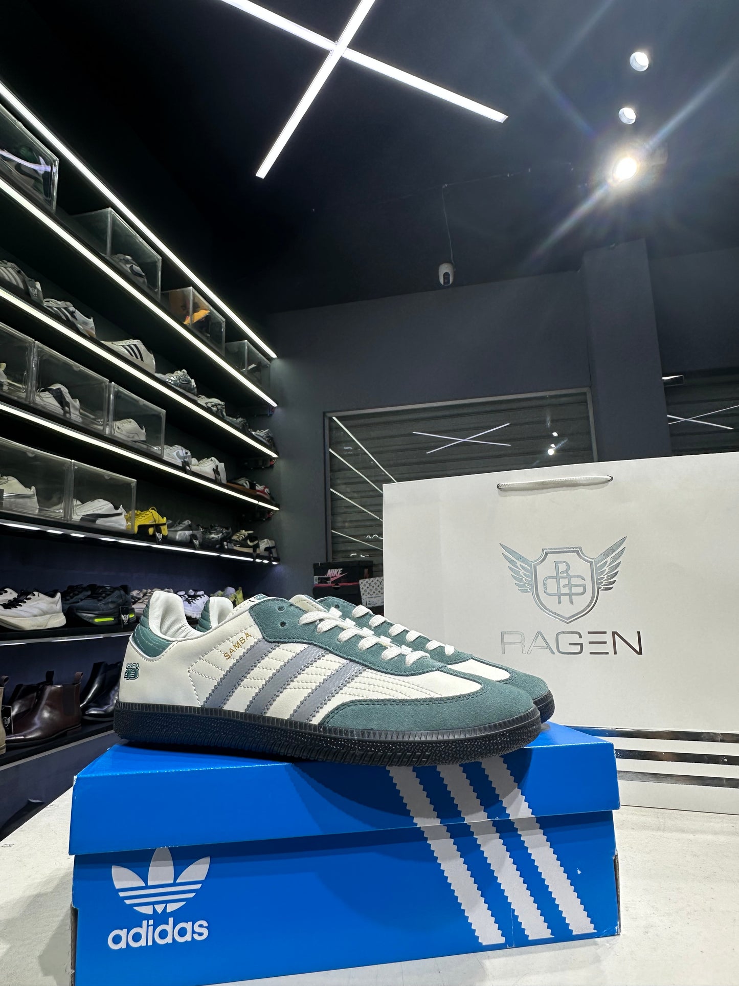 Adidas Samba 49