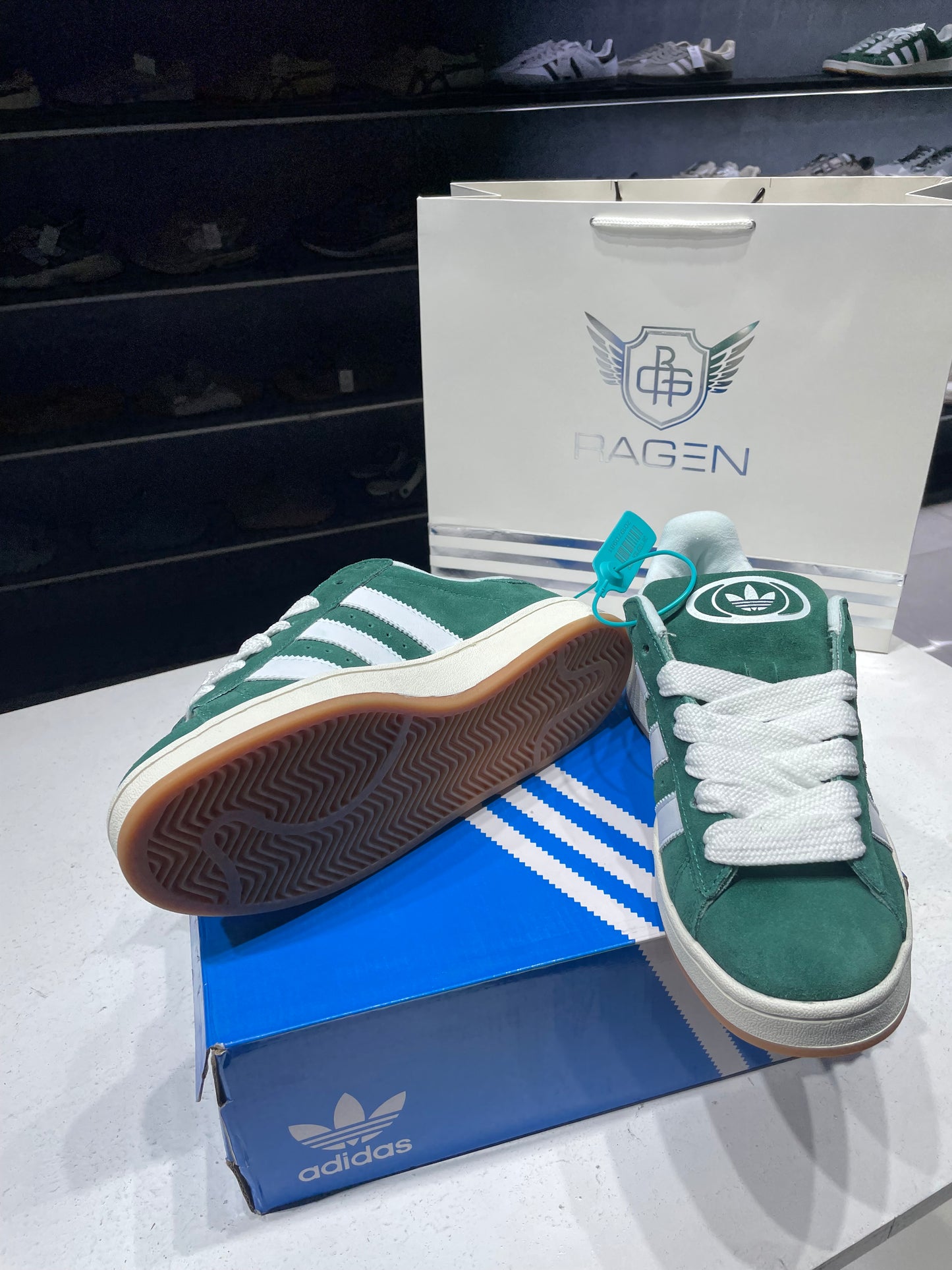 Adidas campus OOS Dark Green