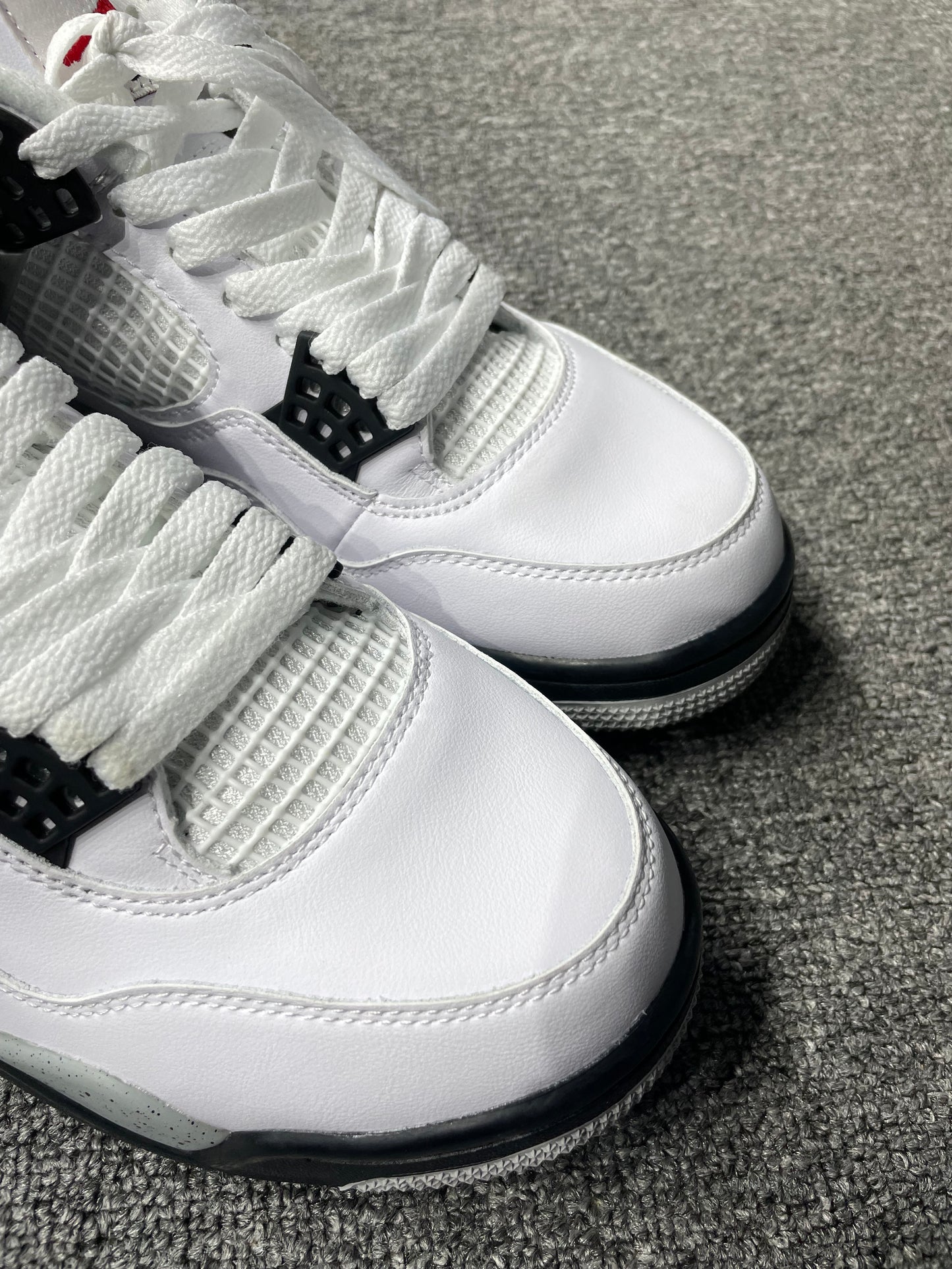 Jordan 4 Retro White Cement
