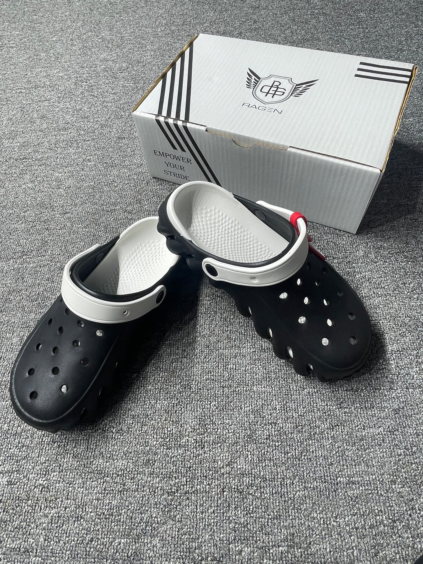 Clogs black