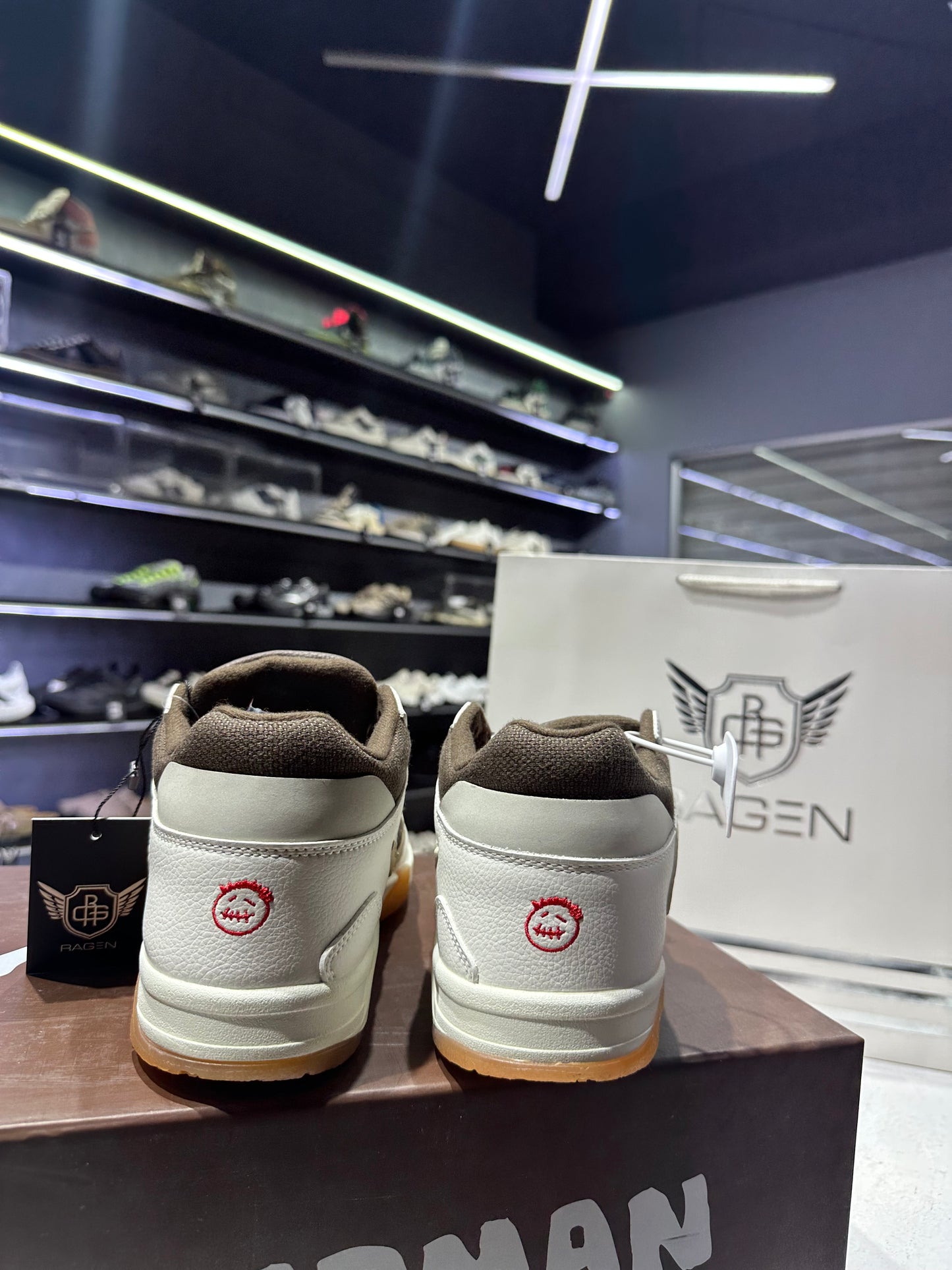 Jumpman Jack Travis Scott Sail