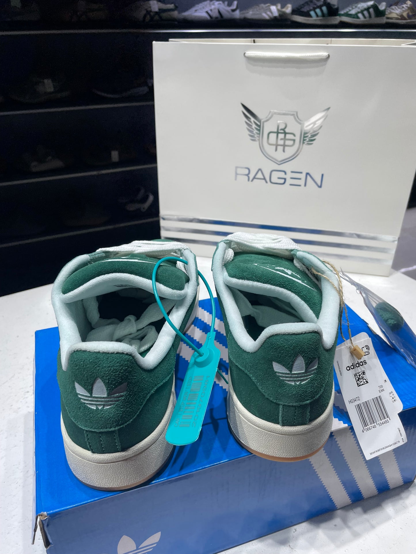 Adidas campus OOS Dark Green