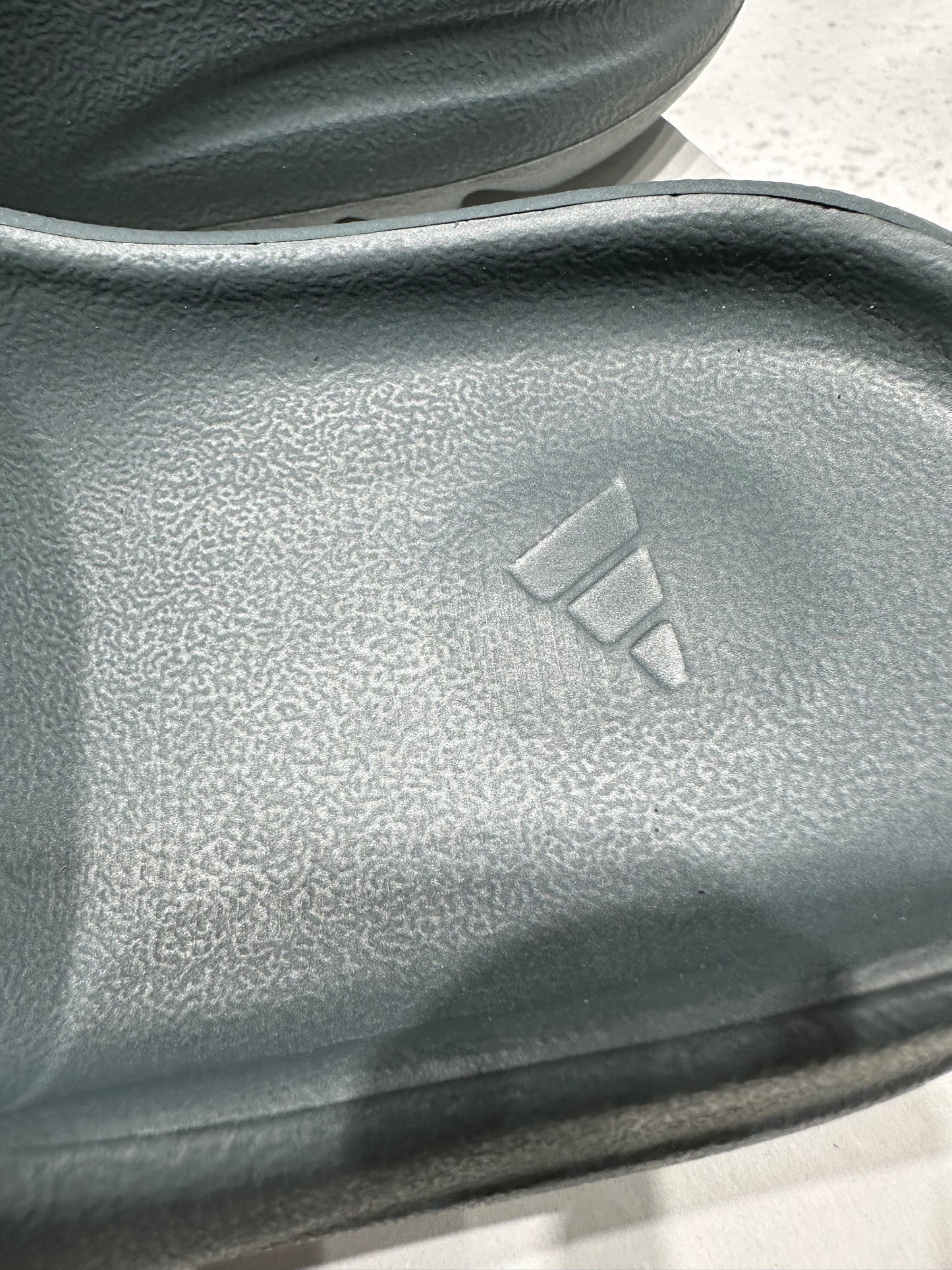 Yzy Slide Slate Grey