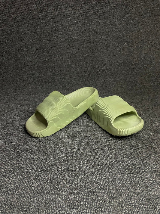 Adilette slides Olive