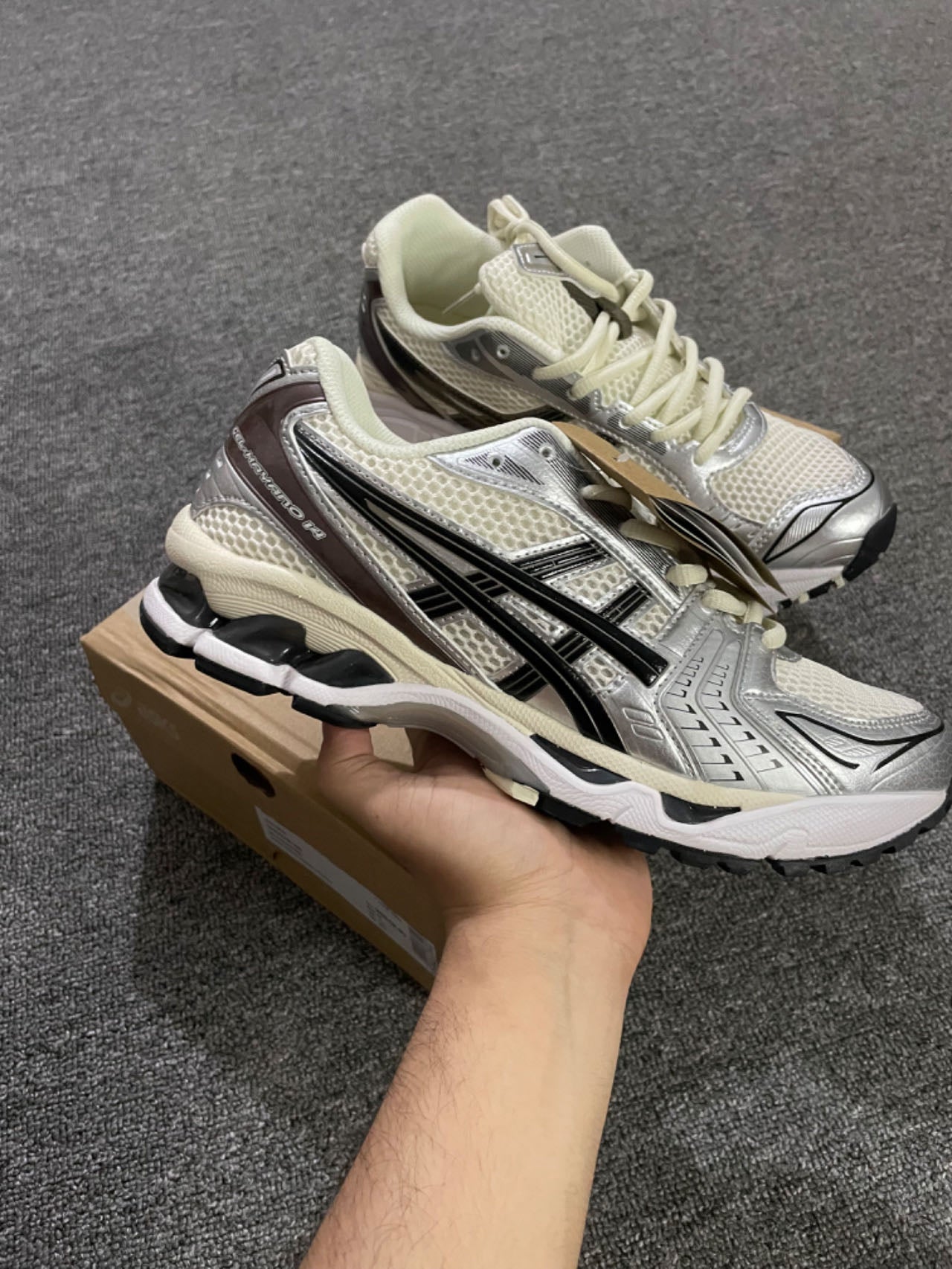 Asics-Gel Kayano 14