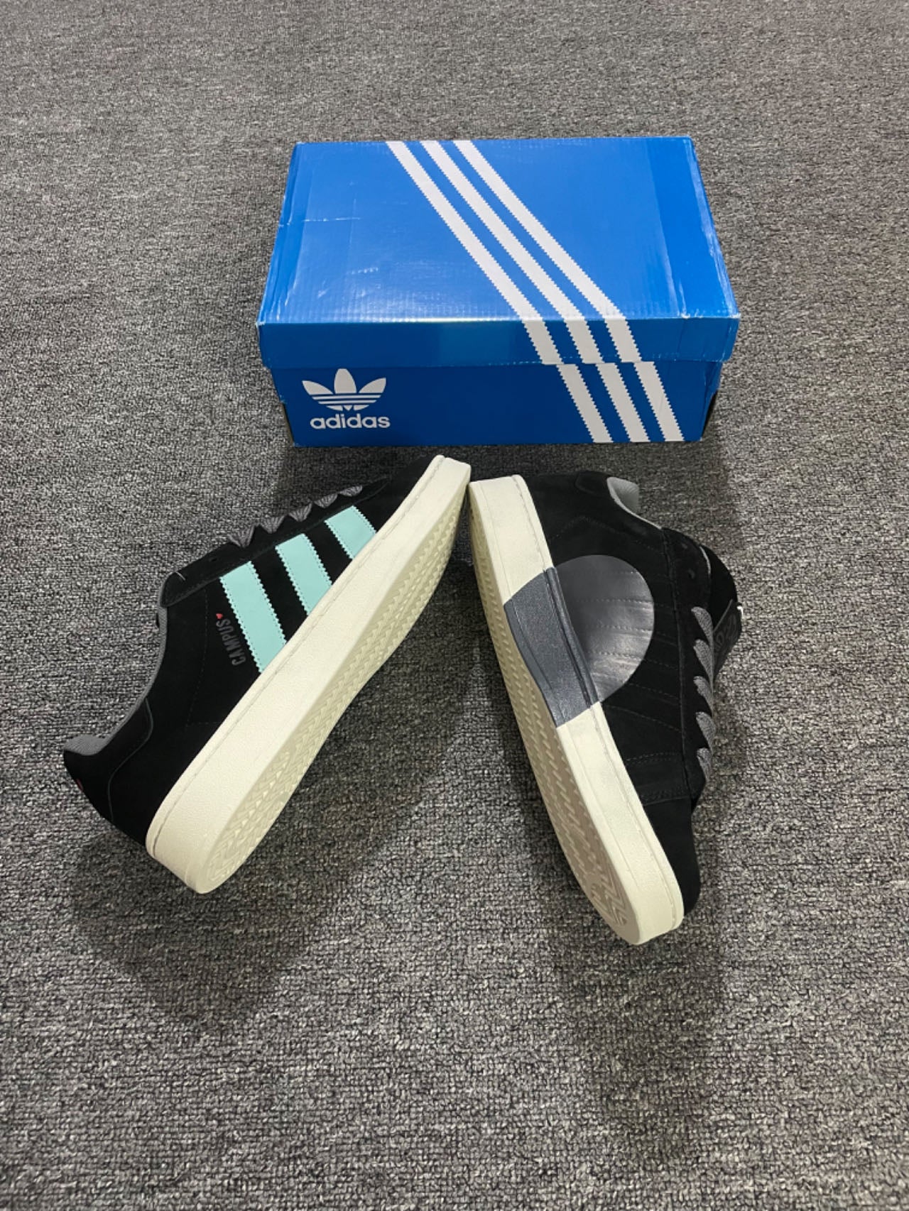 Adidas Campus 00S