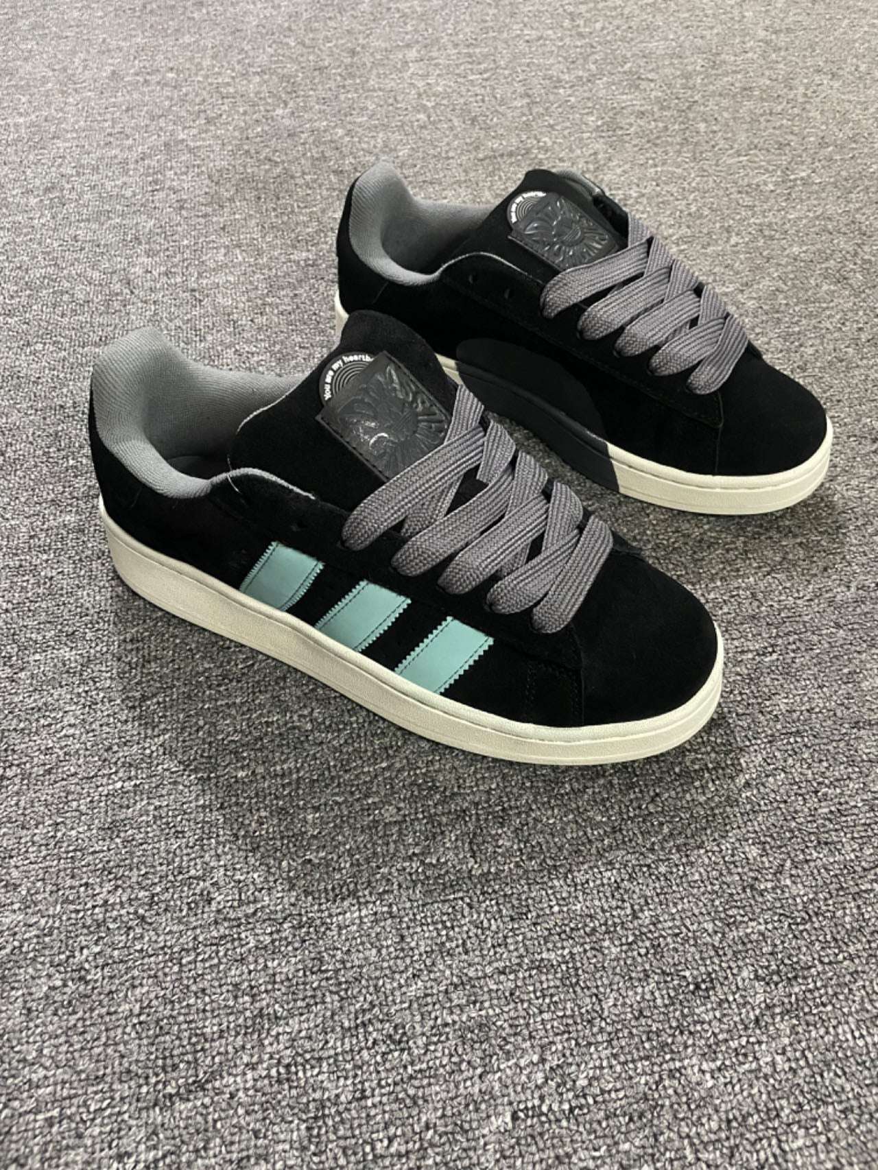 Adidas Campus 00S