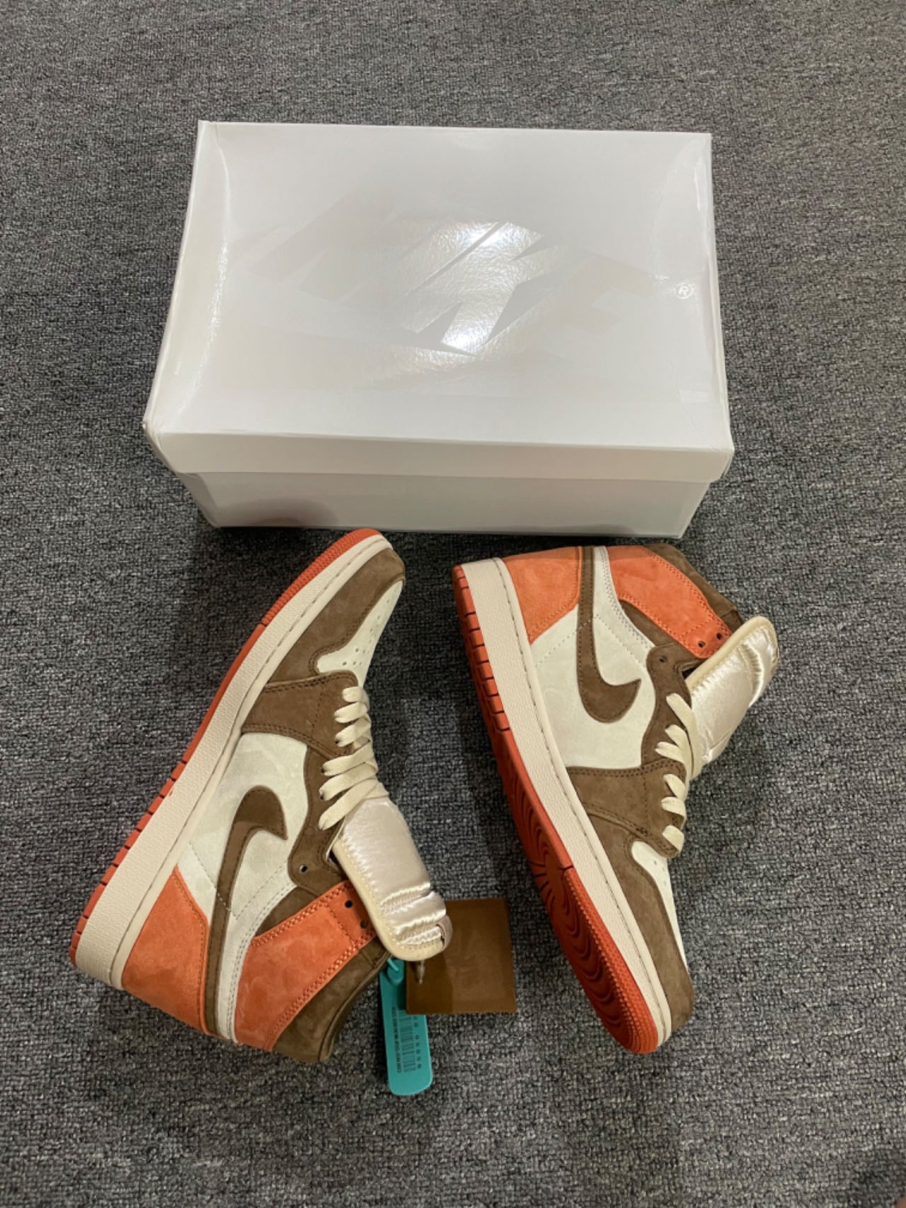 Air Jordan 1 Dusted Clay